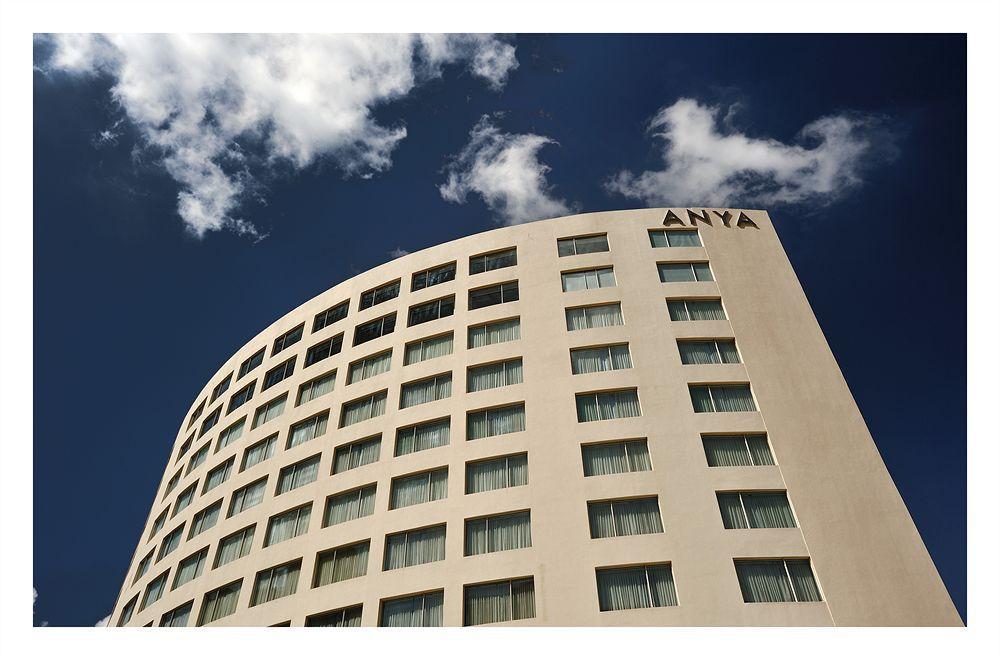 The Anya Hotel-Golf Course Road Γκουργκάον Εξωτερικό φωτογραφία