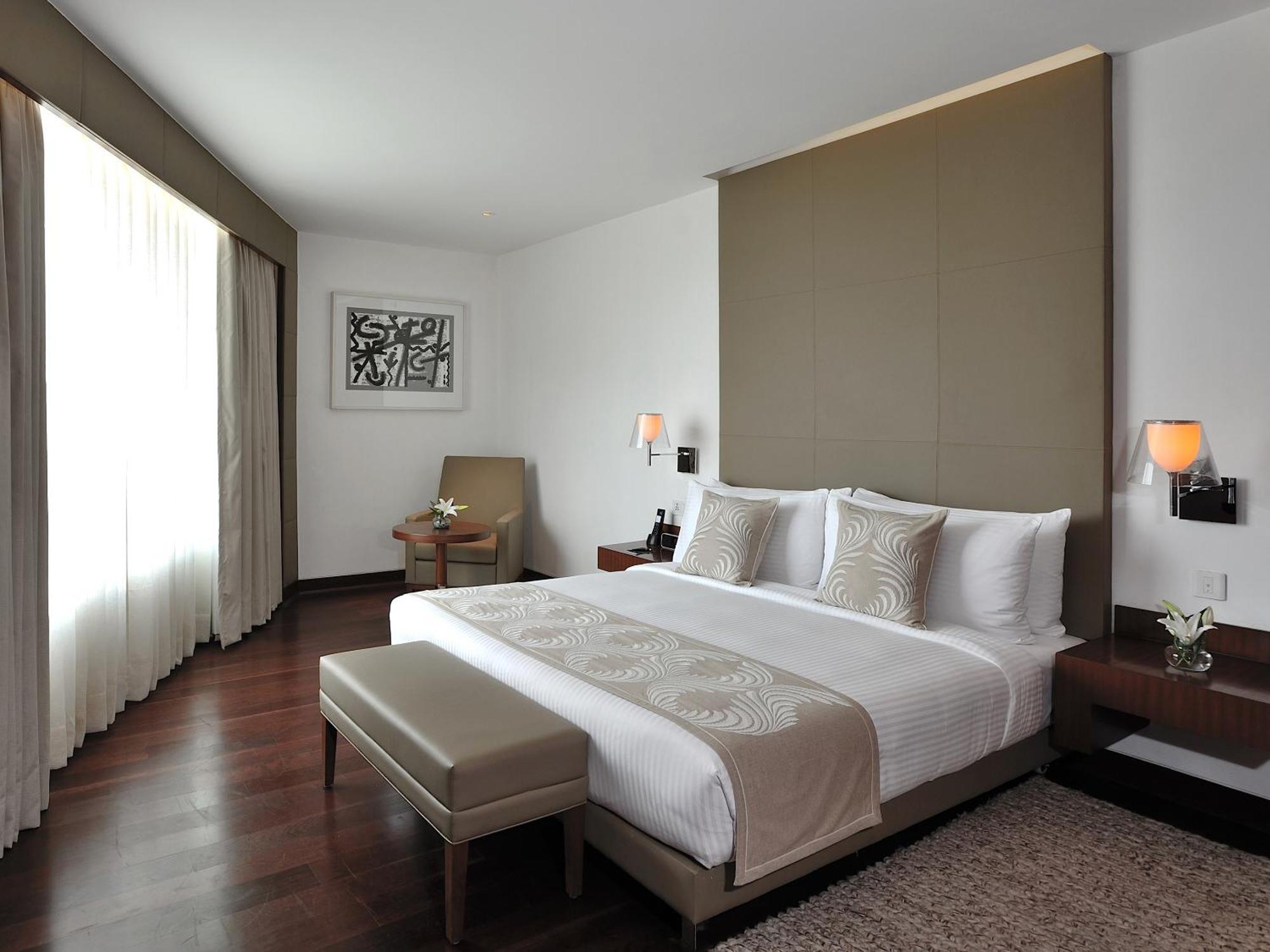 The Anya Hotel-Golf Course Road Γκουργκάον Εξωτερικό φωτογραφία