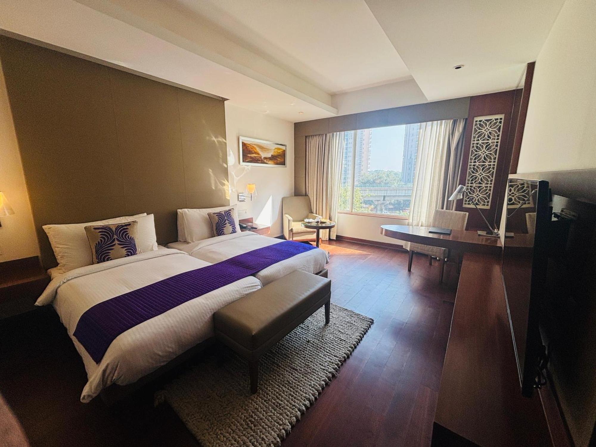 The Anya Hotel-Golf Course Road Γκουργκάον Εξωτερικό φωτογραφία