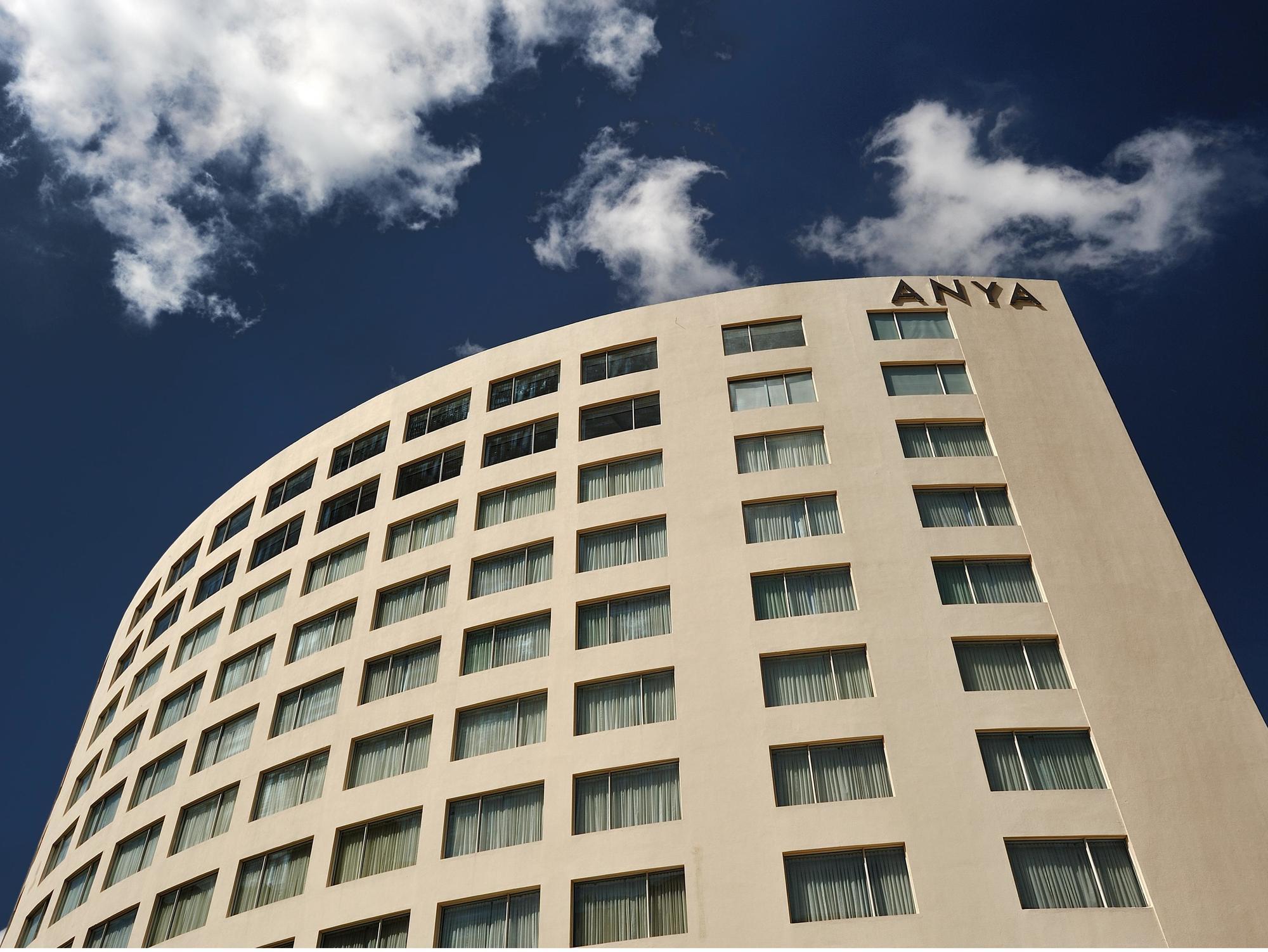 The Anya Hotel-Golf Course Road Γκουργκάον Εξωτερικό φωτογραφία